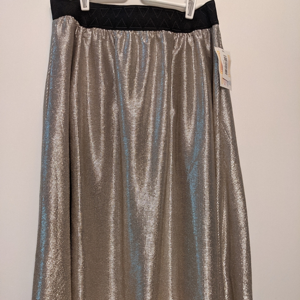 LuLaRoe Elegant Lola size large